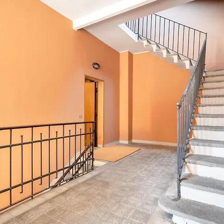 Guesthost - Le Tre Ninfee Di Pusiano! Free Parking Pusiano