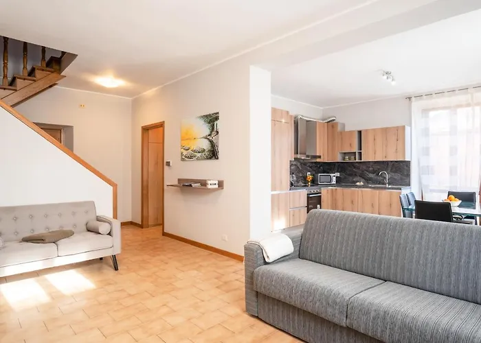 Guesthost - Le Tre Ninfee Di Pusiano! Free Parking