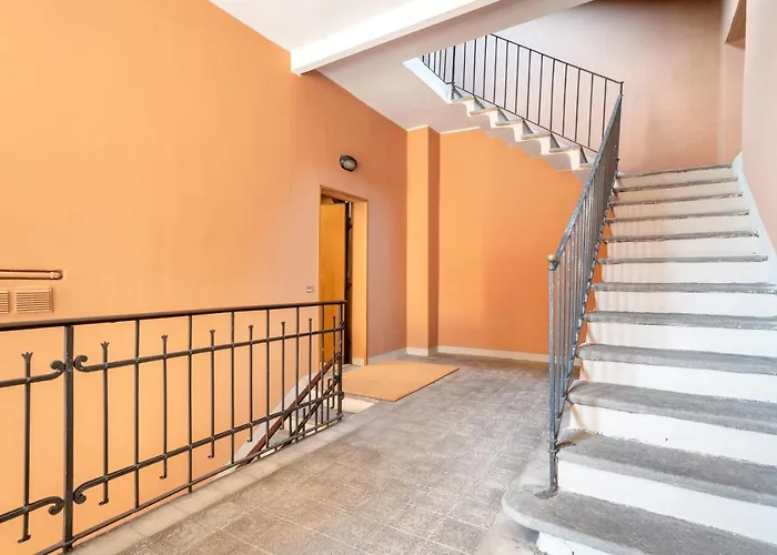 Guesthost - Le Tre Ninfee Di Pusiano! Free Parking Pusiano