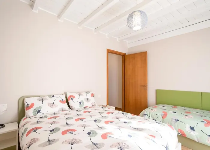 Guesthost - Le Tre Ninfee Di Pusiano! Free Parking *