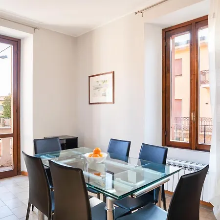 Guesthost - Le Tre Ninfee Di Pusiano! Free Parking * Pusiano