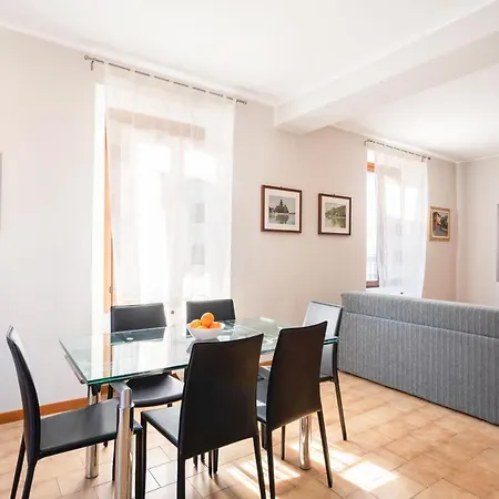 Guesthost - Le Tre Ninfee Di Pusiano! Free Parking *